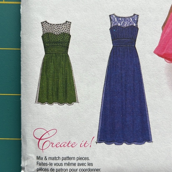 McCall Sewing Pattern - Dress M7090 - Picture 7 of 8